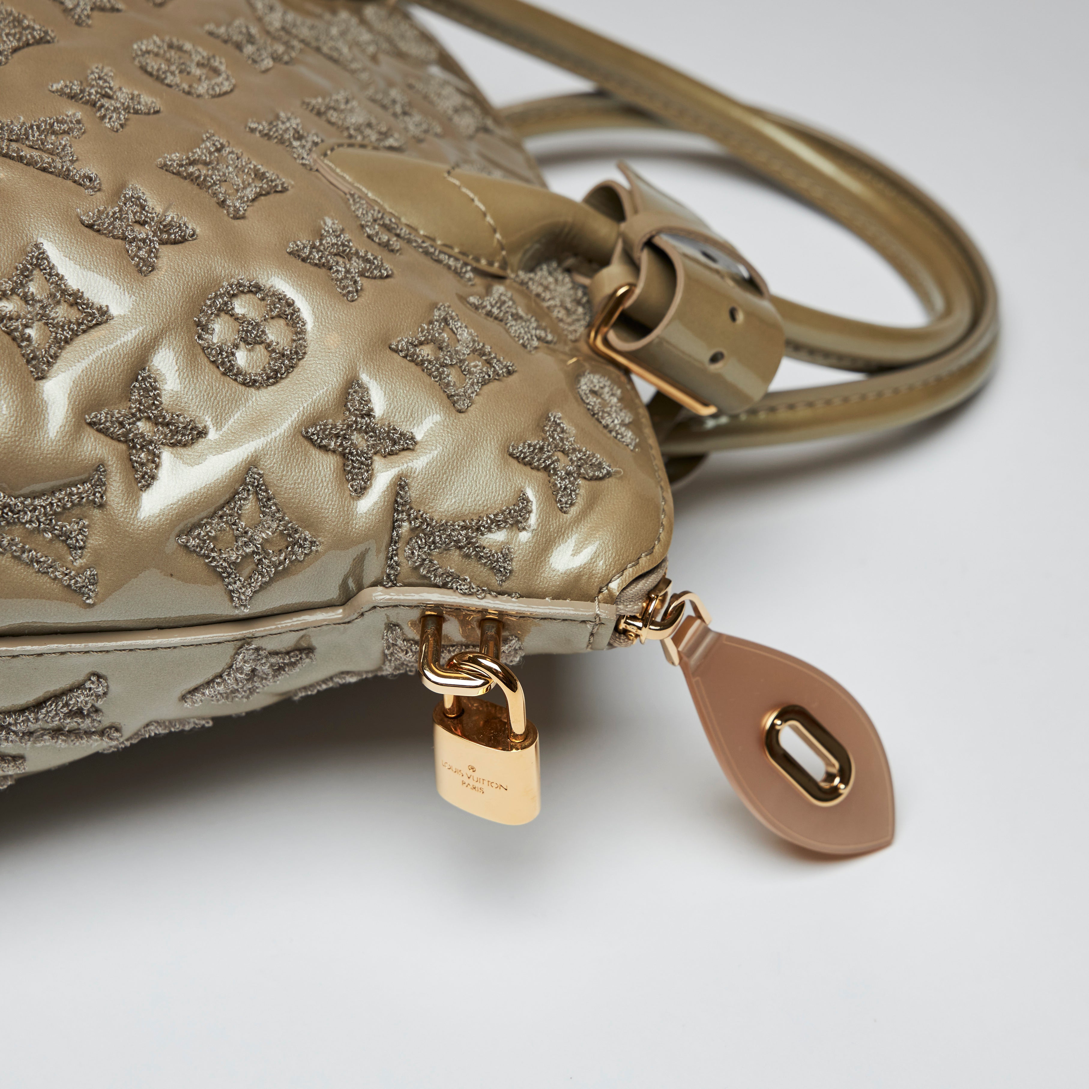Bolsa Louis Vuitton Fascination Lockit Verniz
